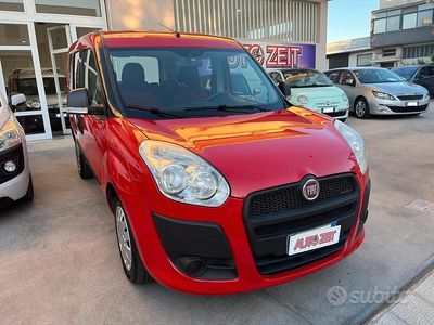 Usata Fiat Doblò Dynamic 105 CV (77 kW) 2011 Rosso Monovolume