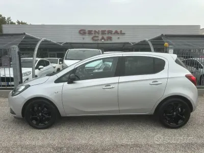 Usata Opel Corsa 90 CV (66 kW) 2016 Grigio Utilitaria