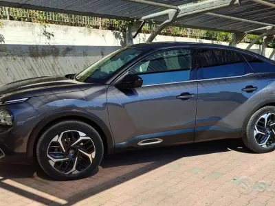 Usata Citroën C4 Shine 131 CV (96 kW) 2022 Grigio Berlina