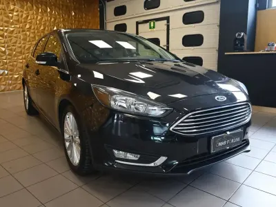 Usata Ford Focus Titanium S 125 CV (91 kW) 2015 Nero Berlina