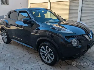 Usata Nissan Juke Tekna 110 CV (80 kW) 2016 Nero SUV