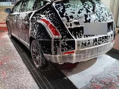 Usata Lancia Delta 120 CV (88 kW) 2009 Nero Utilitaria