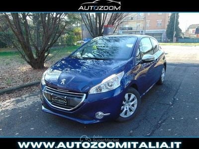 Usata Peugeot 208 Allure 92 CV (67 kW) 2013 Blu/azzurro Utilitaria