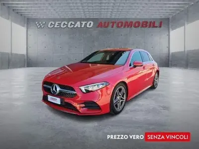 Usata Mercedes A180 Premium 116 CV (85 kW) 2019 Rosso Utilitaria