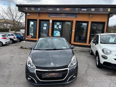 Begagnad Peugeot 208 Allure 75 HK (55 kW) 2016 Grå Halvkombi