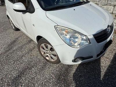 Usata Opel Agila 86 CV (63 kW) 2009 Bianco Utilitaria