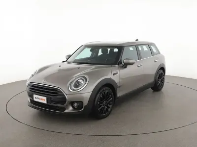 Usata Mini One Clubman 102 CV (75 kW) 2020 Grigio Station wagon