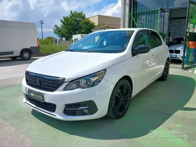 Usata Peugeot 308 131 CV (96 kW) 2019 Bianco Berlina