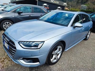 Usado Audi A4 203 CV (149 kW) 2022 Plateado Familiar
