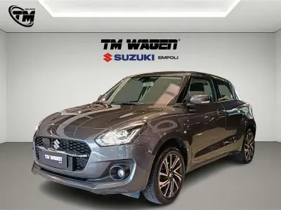 Usado Suzuki Swift 83 CV (61 kW) 2021 Plateado Utilitario
