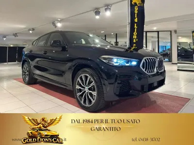 Usado BMW X6 M Sport 286 HP (210 kW) 2023 Azul SUV