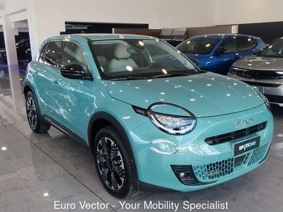 Usata Fiat 600 La Prima 101 CV (74 kW) 2025 Azzurro SUV