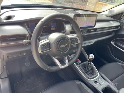 Usata Jeep Avenger Longitude 100 CV (73 kW) 2023 Grigio SUV