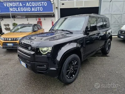 Usata Land Rover Defender Dynamic 300 CV (220 kW) 2022 Nero SUV