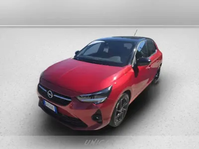 Usata Opel Corsa GS Line 101 CV (74 kW) 2022 Rosso Utilitaria