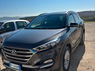 Usata Hyundai Tucson Xpossible 116 CV (85 kW) 2016 Marrone SUV