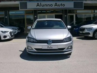 Usata VW Polo Comfortline 90 CV (66 kW) 2020 Argento Utilitaria