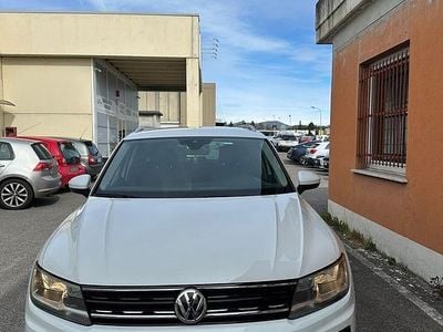 Usata VW Touran Business 150 CV (110 kW) 2019 Bianco Monovolume