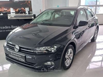 Usata VW Polo Comfortline 90 CV (66 kW) 2019 Gray Utilitaria