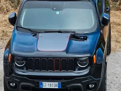 Usata Jeep Renegade Trailhawk 170 CV (125 kW) 2020 Nero SUV