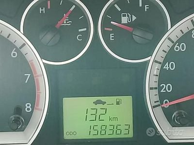 Usata Chevrolet Aveo 86 CV (63 kW) 2010 Nero Utilitaria