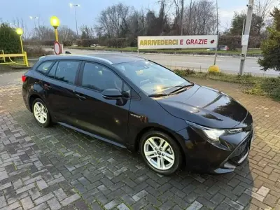 Usata Toyota Corolla Business Edition 98 CV (72 kW) 2022 Nero Station wagon
