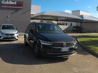 Usata VW Tiguan Life 150 CV (110 kW) 2022 Nero SUV