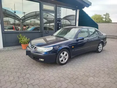 Usata Saab 9-5 150 CV (110 kW) 1998 Blu Berlina