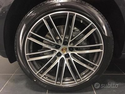 Usata Porsche Macan S 353 CV (259 kW) 2021 Grigio SUV