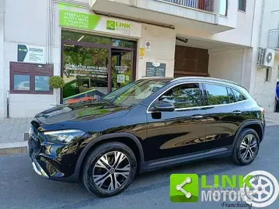 Usata Mercedes GLA200 Premium 150 CV (110 kW) 2023 Nero SUV