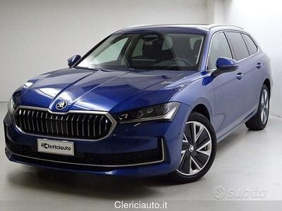 Nuova Skoda Superb Selection 2025 Blu Station wagon
