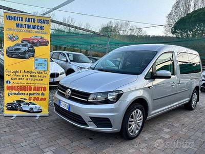 Usata VW Caddy 102 CV (75 kW) 2020 Grigio Monovolume