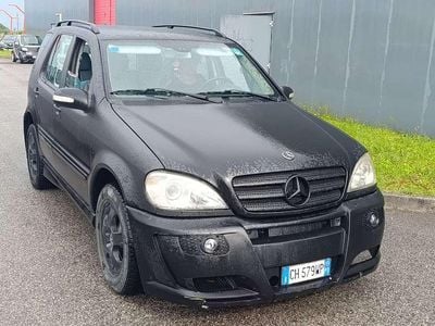 Usata Mercedes ML270 163 CV (119 kW) 2003 Nero SUV