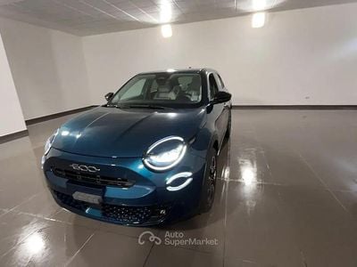 Nuova Fiat 600 La Prima 101 CV (74 kW) 2026 Verde SUV