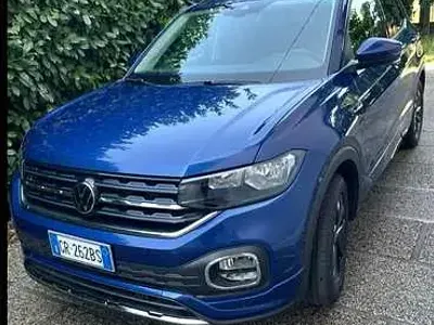 Usata VW T-Cross R-line 95 CV (69 kW) 2023 Blu/azzurro SUV