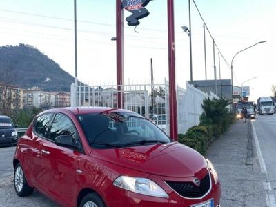 usata Lancia Ypsilon 3ª serie 1.2 69 CV 5 porte Silver