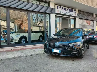 Usata Skoda Octavia G-TEC SportLine 131 CV (96 kW) 2022 Nero Station wagon