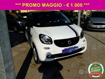 Occasion Smart ForFour Passion 71 ch (52 kW) 2016 Blanc Citadine