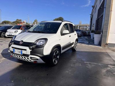 Usata Fiat Panda Cross Cross 69 CV (50 kW) 2024 Bianco Utilitaria