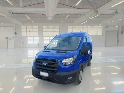Usata Ford Transit Trend 129 CV (94 kW) 2024 Blu Furgone