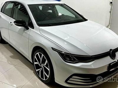 Usata VW Golf VII Life 116 CV (85 kW) 2020 Bianco Berlina