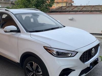 Usata MG ZS Comfort 106 CV (77 kW) 2024 Bianco Berlina