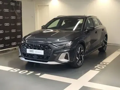 Nuova Audi A3 Comfort 150 CV (110 kW) 2026 Grigio manhattan metallizzato