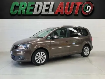 Usata VW Touran Highline 140 CV (102 kW) 2011 Toffee brown metallic Monovolume