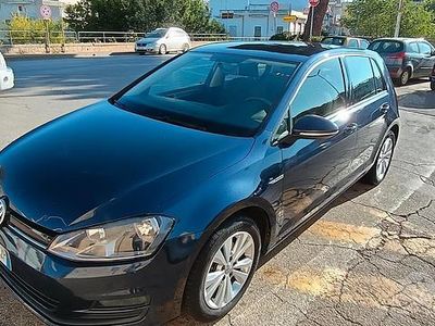 Usata VW Golf VII 130 CV (95 kW) 2015 Blu Berlina