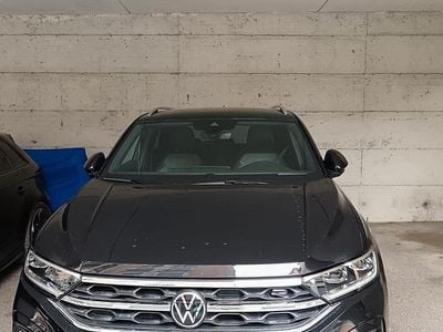 Usata VW T-Roc R-line 150 CV (110 kW) 2023 Nero SUV