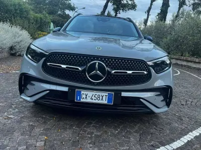 Usata Mercedes GLC220 AMG Line Premium 197 CV (144 kW) 2025 Grigio SUV