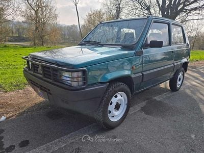 Usata Fiat Panda 4x4 Trekking 50 CV (36 kW) 1991 Verde Utilitaria