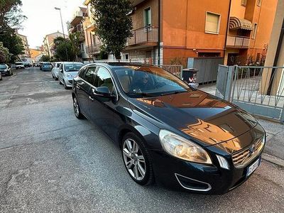 Usata Volvo V60 163 CV (119 kW) 2010 Grigio Station wagon