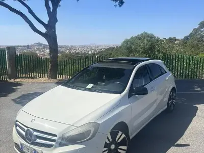 Usata Mercedes A200 136 CV (100 kW) 2013 Bianco Berlina